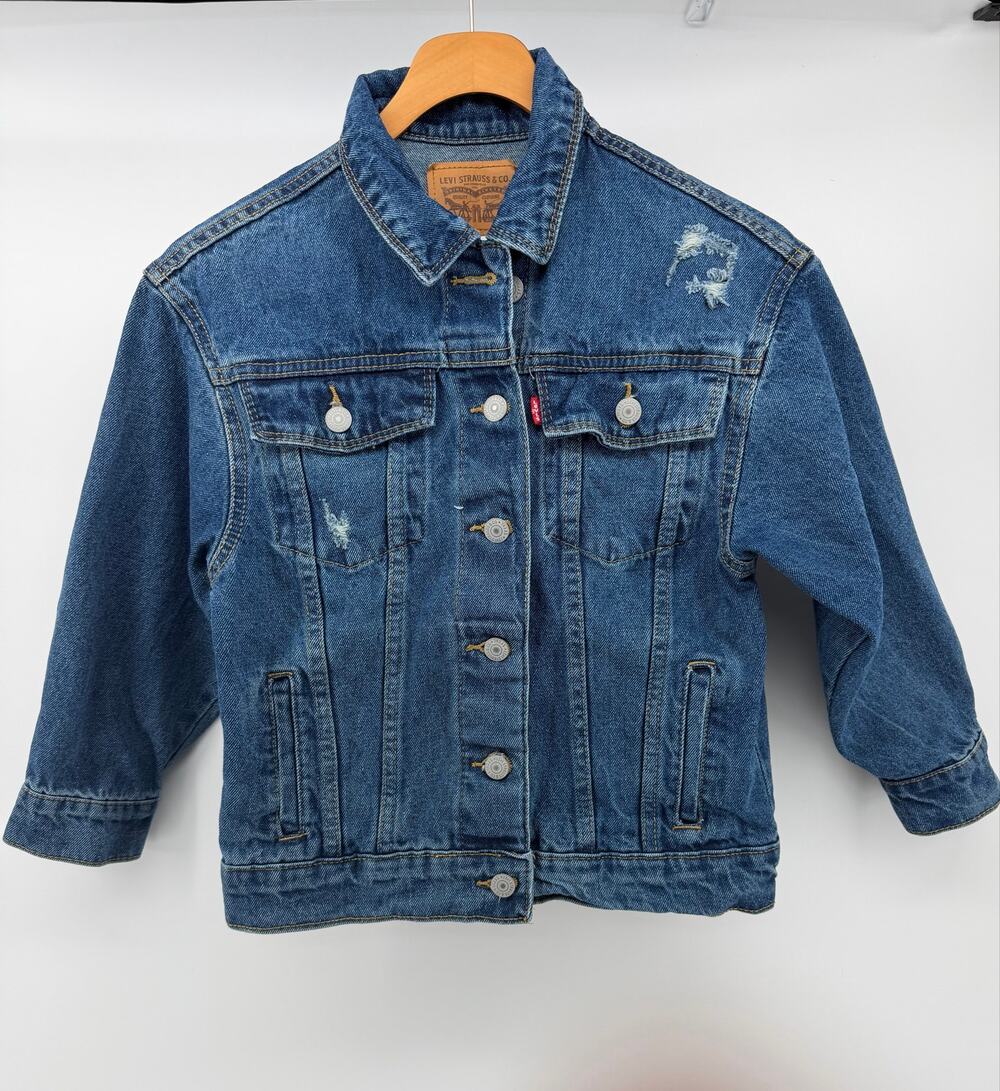 Levi's Kids Distressed Medium Wash Denim Trucker Jean Jacket Size S 8-10 Yrs